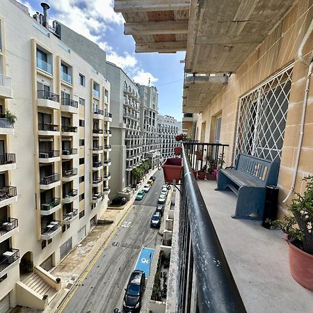 St Julians Balutta Bay Huge Flat! -2Min From Seafront Apartamento St. Julian's Exterior foto